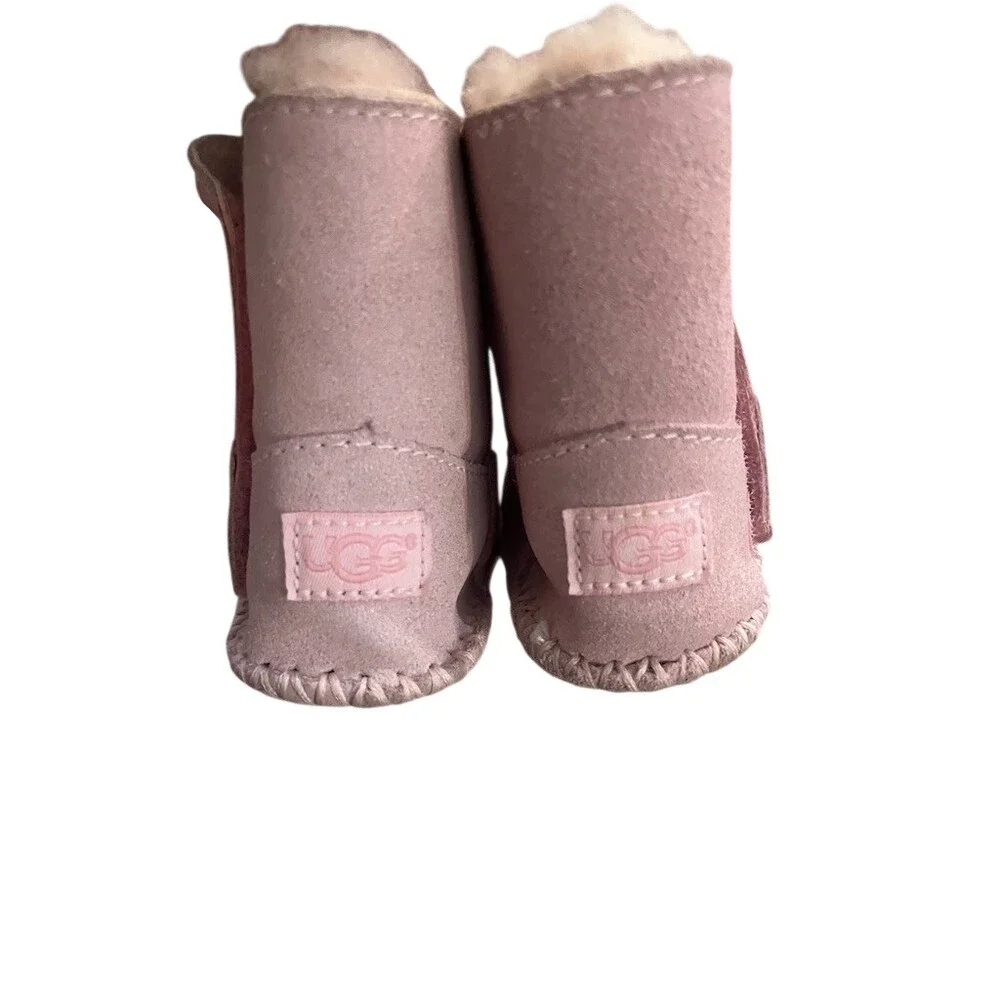 UGG Baby Girls Booties Pink Flower Pom Detail Size 0/1